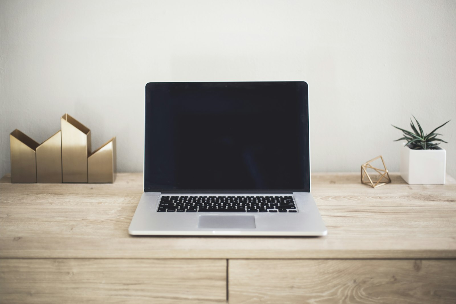 Microsoft 365 desktop applications on business laptop